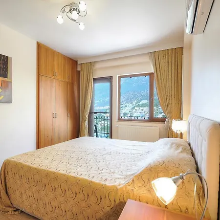 Nadejda Villa *