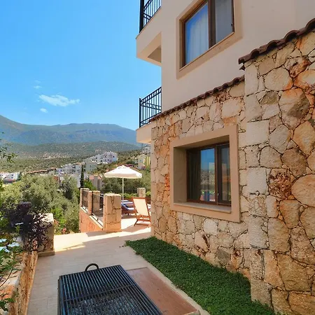 Nadejda * Kalkan
